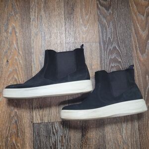 Ecco Soft 9 II Chelsea Boots Womens Size 10 Platform Sneaker Black Suede White